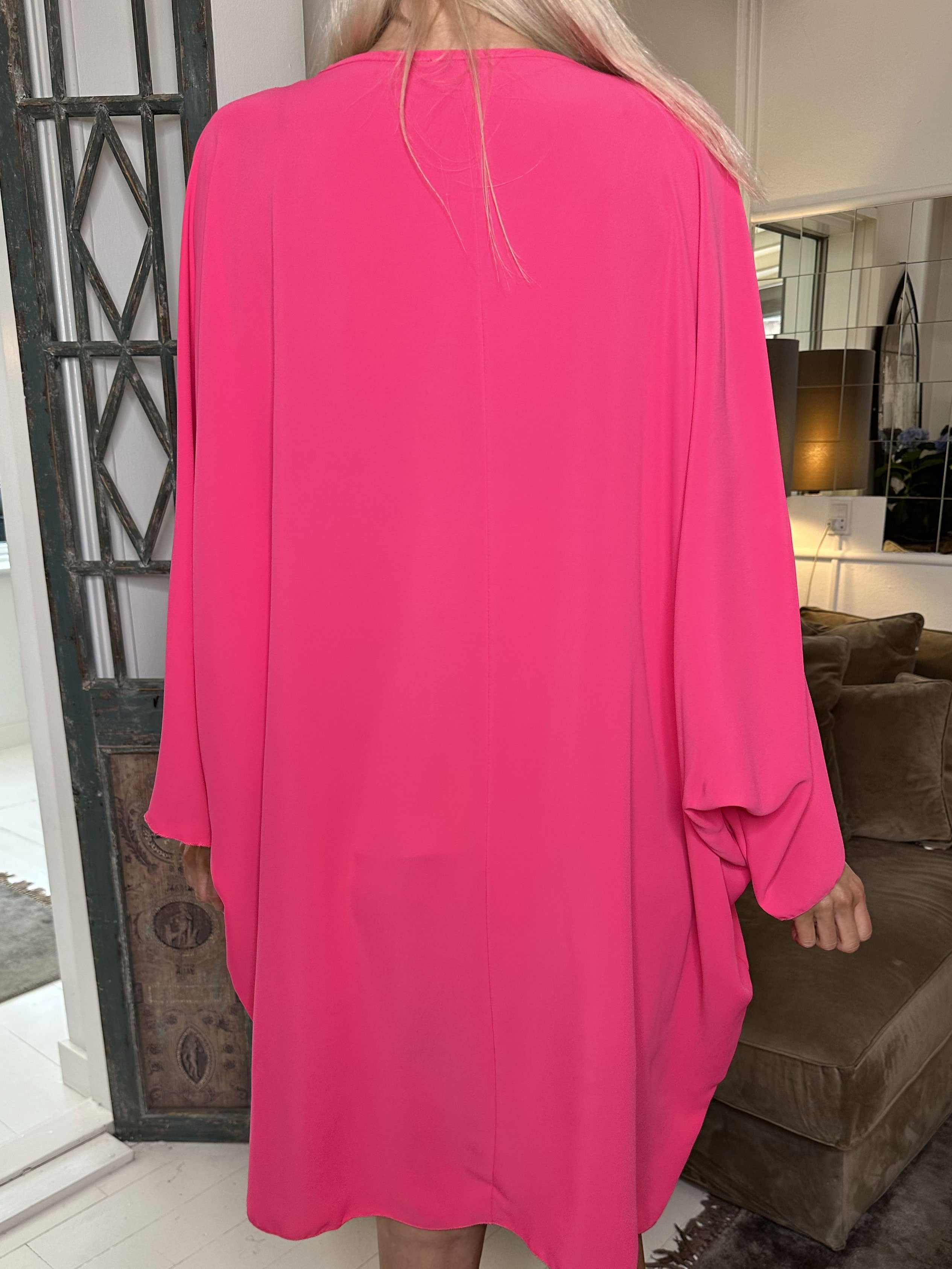 Viola - Tunika med gyllene halsringning